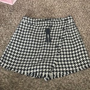 Patterned Skort 🖤
